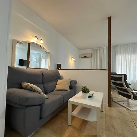 Apartment Ama611 - Terraza, Wifi, Playa La Carihuela A 100 Metros Torremolinos